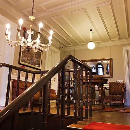 فندق كيتابيفي