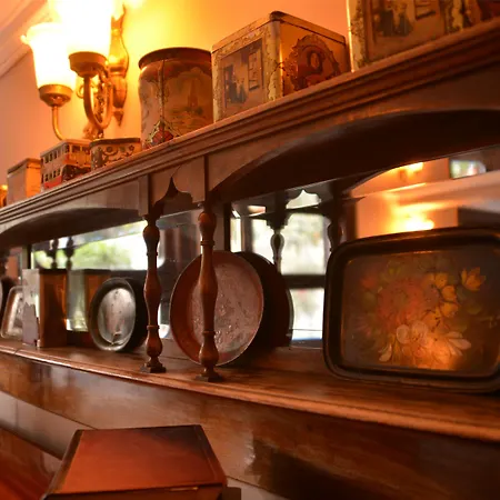 كيتابيفي فندق 4*